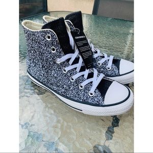 BNWT RARE Glitter Converse Women Black and White